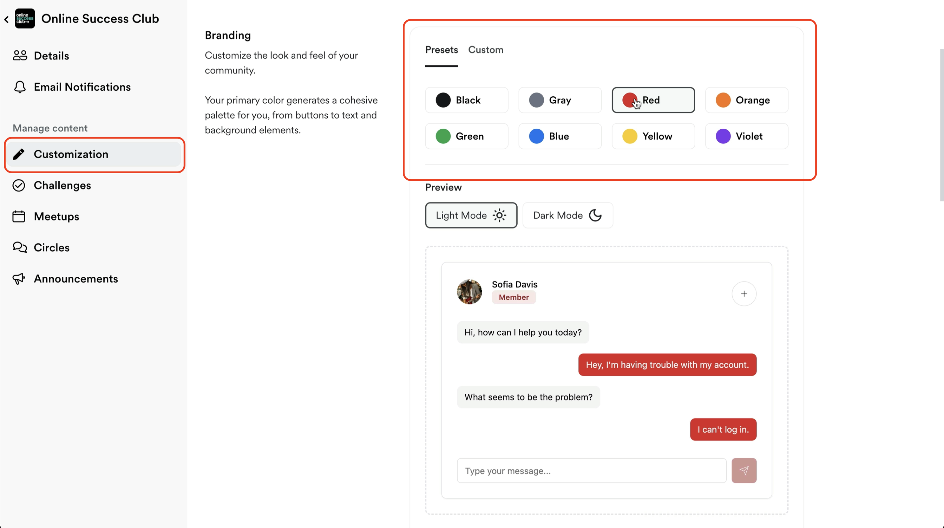 Captura de pantalla de la sección Customization en Kajabi, donde se personalizan colores, apariencia y diseño de la comunidad.