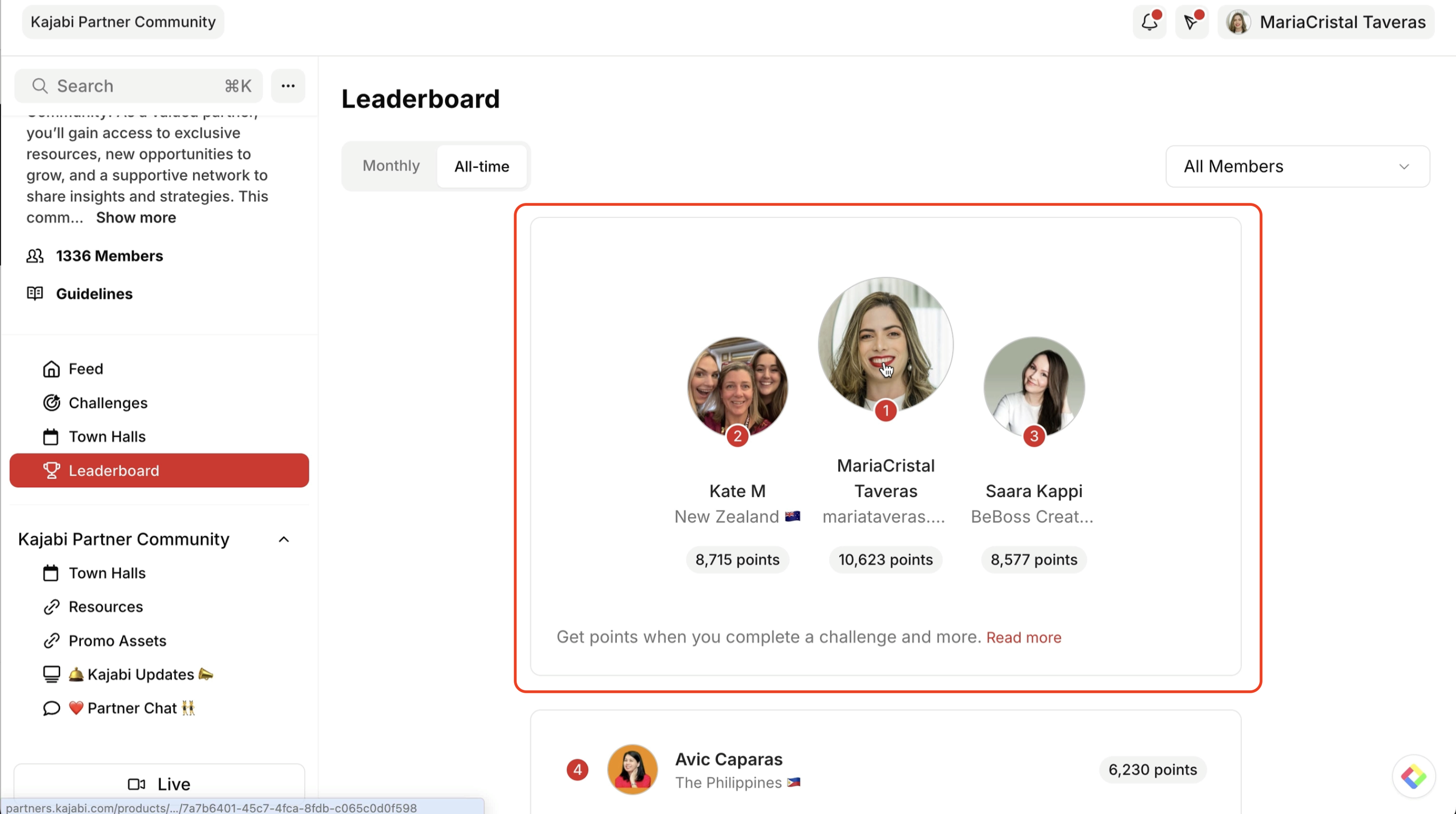 Imagen que representa los leaderboards en Kajabi, fomentando la participación a través de puntos y rankings de los miembros más activos.